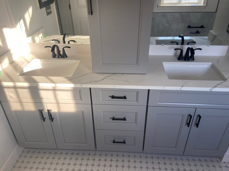 Bathroom remodeling | LeClaire Flooring
